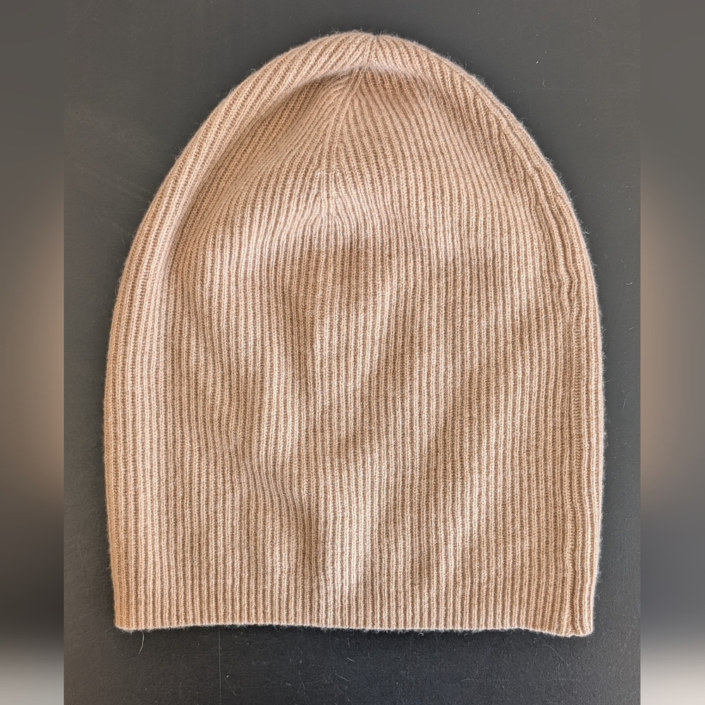 Aritzia Auxiliary 100% Cashere Rib Knit Sluchy Beanie, Camel Colour Hat
